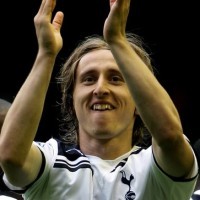 Rp 276 M pun Tak Cukup untuk Talikan Sepatu Modric