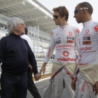 Bela Hamilton, Bernie Sebut Ayrton Senna