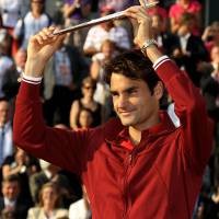 Rekening Federer Lebih Gemuk daripada Pacquiao & Alonso