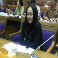  KPK Didesak Periksa Angelina Sondakh Cs