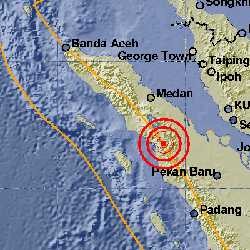 Gempa 5,1 SR, Warga Tapanuli Utara Dirikan Tenda di Luar Rumah