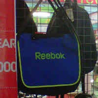 Jelang Tahun Ajaran Baru, Peralatan Sekolah Banting Harga