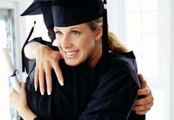 Frekuensi Bercinta Para Sarjana Dipengaruhi Biaya Kuliahnya