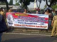 Reog Ponorogo Iringi Aksi 500 Perangkat Desa di Depan Kemendagri