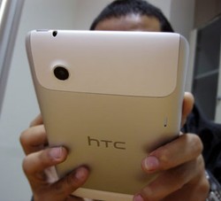 HTC Flyer, Bukan Tablet Android Biasa