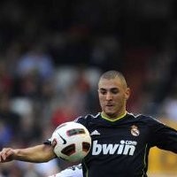 Ngebut Lawan Ferrari dan Lamborghini, Karim Benzema Ditilang