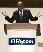 Wapres FIFA Jack Warner Mengundurkan Diri