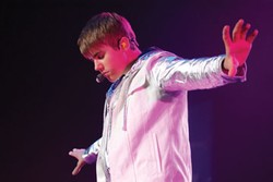 Justin Bieber dan Chris Brown Terlibat Cekcok Akibat Wanita