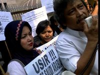Putri Ruyati Demo Kedubes Arab Saudi