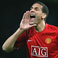 Tri Ajak Pelanggan Setia Jumpa Rio Ferdinand