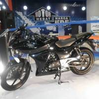 Bajaj Pulsar 220 Full Fairing, Tambah Rp 1,2 Juta