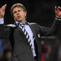 Lyon Resmi Tak Lagi Ditangani Puel