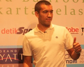 Gio Suka Sate dan Gado-gado