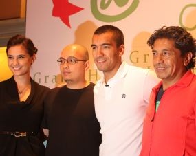 Van Bronckhorst: Selamat Pagi Semuanya