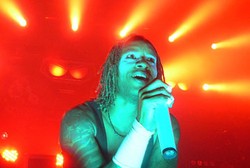 Vokalis The Prodigy, Maxim, Akan Membuat Pameran Lukisan