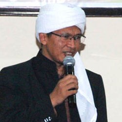 Ditanya Soal Perceraian, Aa Gym Hanya Tersenyum