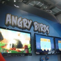 Nokia Pancing Pengunjung dengan Angry Birds