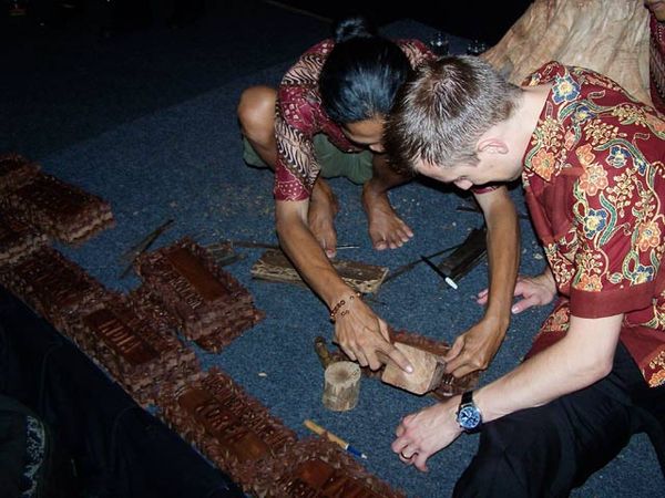 Pebulutangkis Dunia Belajar Ukiran Jepara