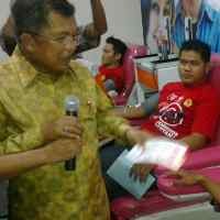 Buka Gerai Donor di Kampus, JK Target 3 Juta Pendonor Perhari