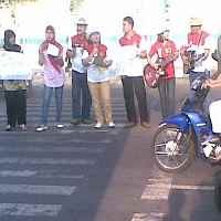 Pencipta Lagu Nyasaruddin Tuntut Pemerintah Lindungi TKI