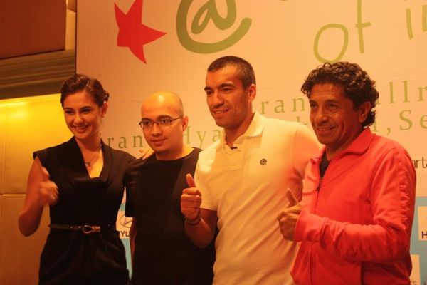 Van Bronckhorst di Jakarta