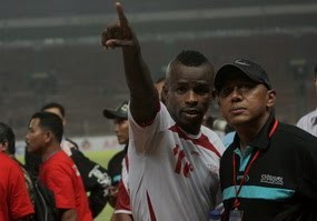 RD Sanjung Van Bronckhorst