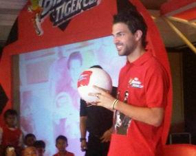 Fabregas Idolakan Guardiola