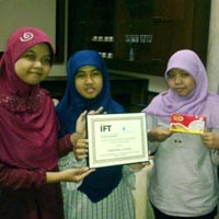 Berkat Bubur Beras, Mahasiswa UGM Raih Penghargaan di AS