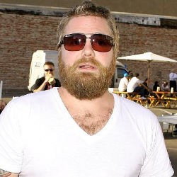 Bintang Jackass Terbukti Mabuk Berat Saat Kecelakaan