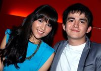 Olivia Jensen dan Chris Laurent dalam Mili & Nathan