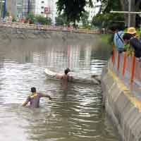 Bocah 12 Tahun Ditemukan Tewas Tenggelam di Sungai Jagir