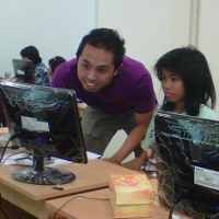 D-Net Ajari Siswa SMA/SMK Bisnis Online