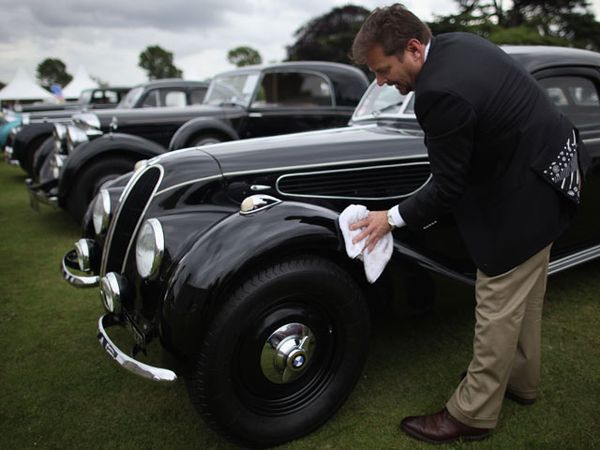 Pameran Mobil Super Mewah