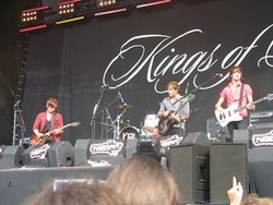 Rekaman Video Porno Kings Of Leon Dicuri