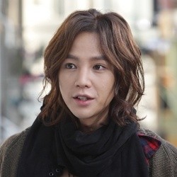 Jang Geun Suk Ingin Menikah Sebelum Usia 30