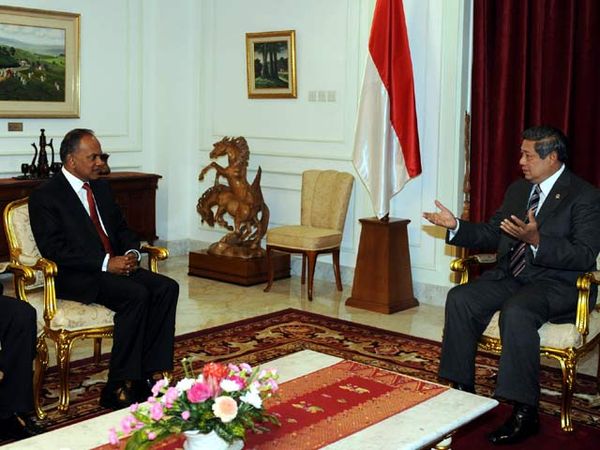 SBY Bertemu Menlu Singapura