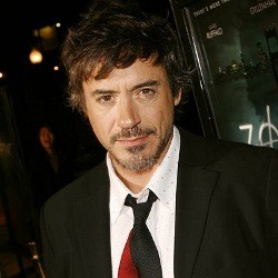 10 Film Terbaik Robert Downey Jr (2)
