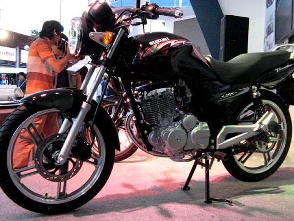 Wajah Baru Suzuki Thunder