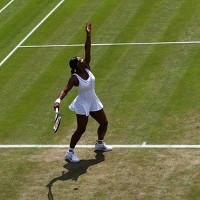 Serena Williams Keluhkan Lapangan