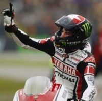 Tak Berekspektasi, Spies Malah Menang