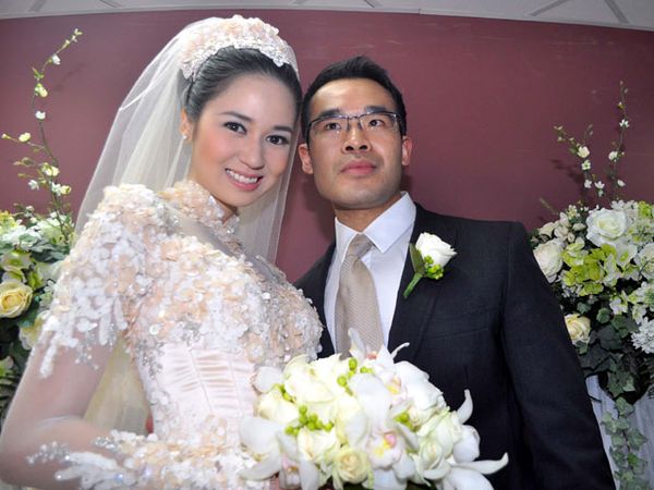 Laura Basuki Menikah