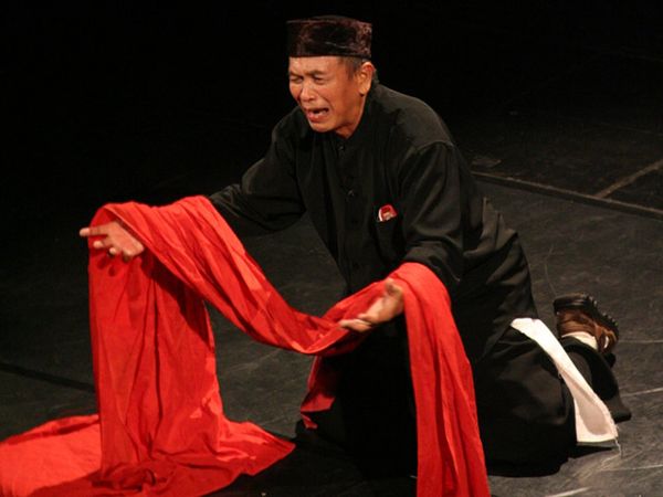 Putu Wijaya Pukau Penonton