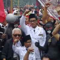 Jalan Sehat Juni Bulan Bung Karno Diikuti Ribuan Masyarakat Surabaya