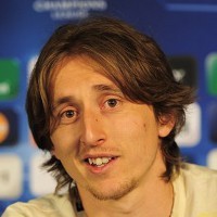 Modric Harus Dipertahankan Jika Spurs Ingin Kembali ke Liga Champions