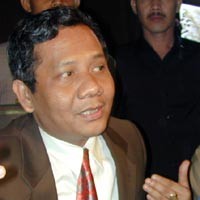  Mahfud MD Desak Polri Umumkan Tersangka Surat Palsu MK