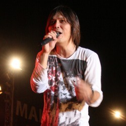 Once Acuhkan Ahmad Dhani?