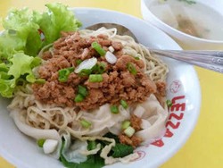 Mi Ayam Yummy Racikan Bang Aldo