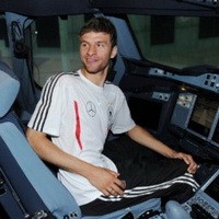 Sambut Musim Baru, Mueller & Lahm Optimistis