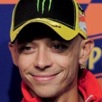 Rossi Komentari Insiden Simoncelli-Lorenzo