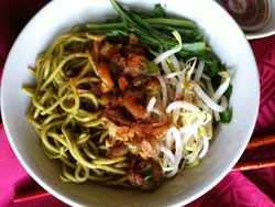 Resep Mi: Yamien Sawi